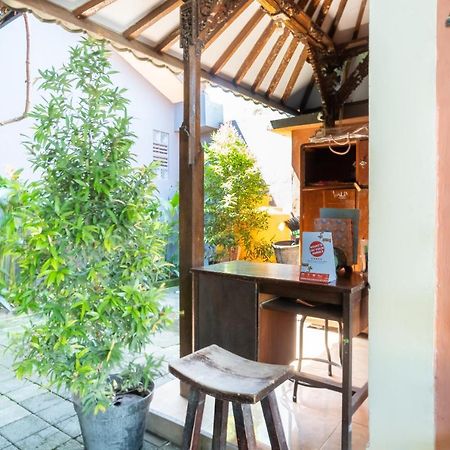 Oyo 3775 Ketut Inn Pesanggaran Exterior foto